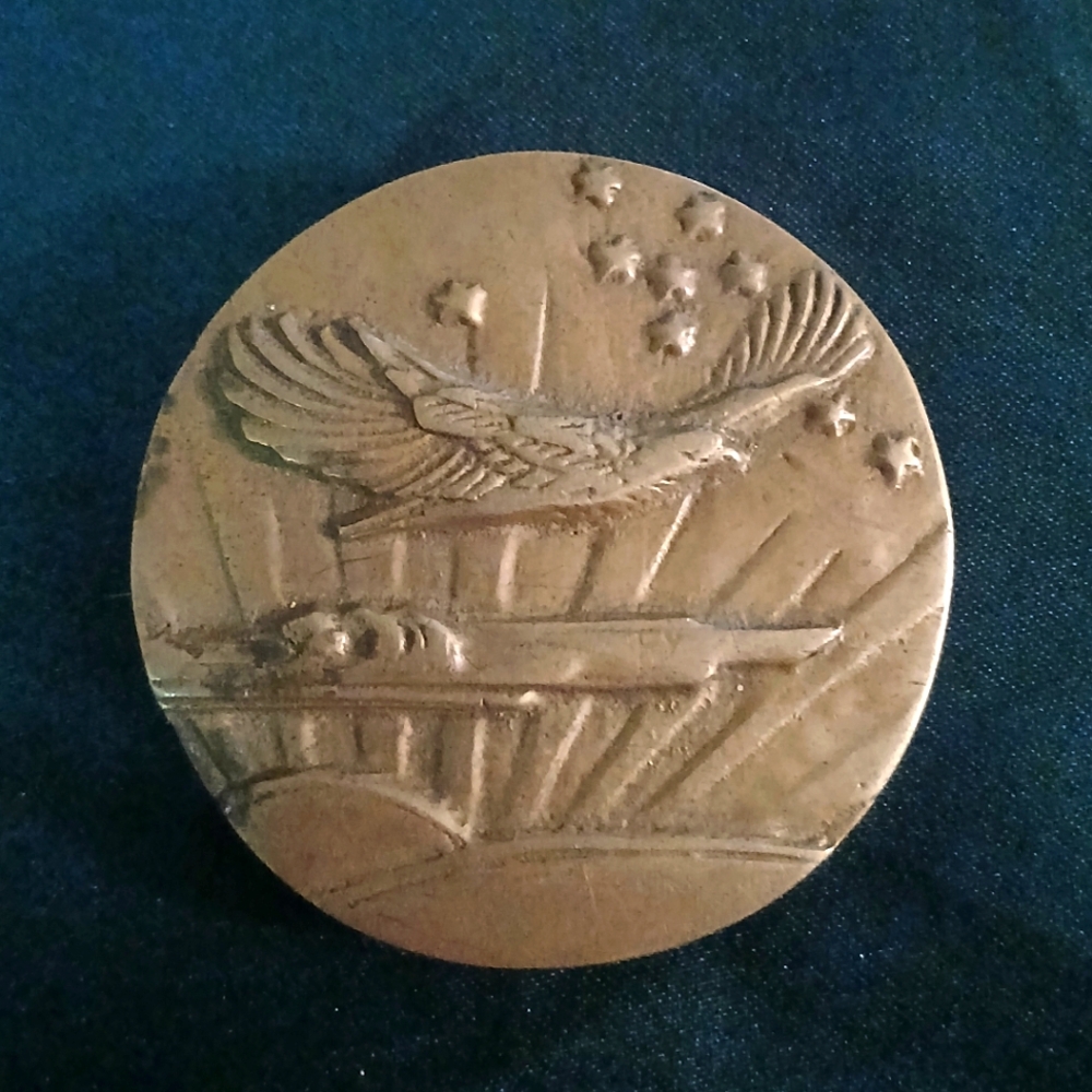 Tai Bronze Circular Brooch